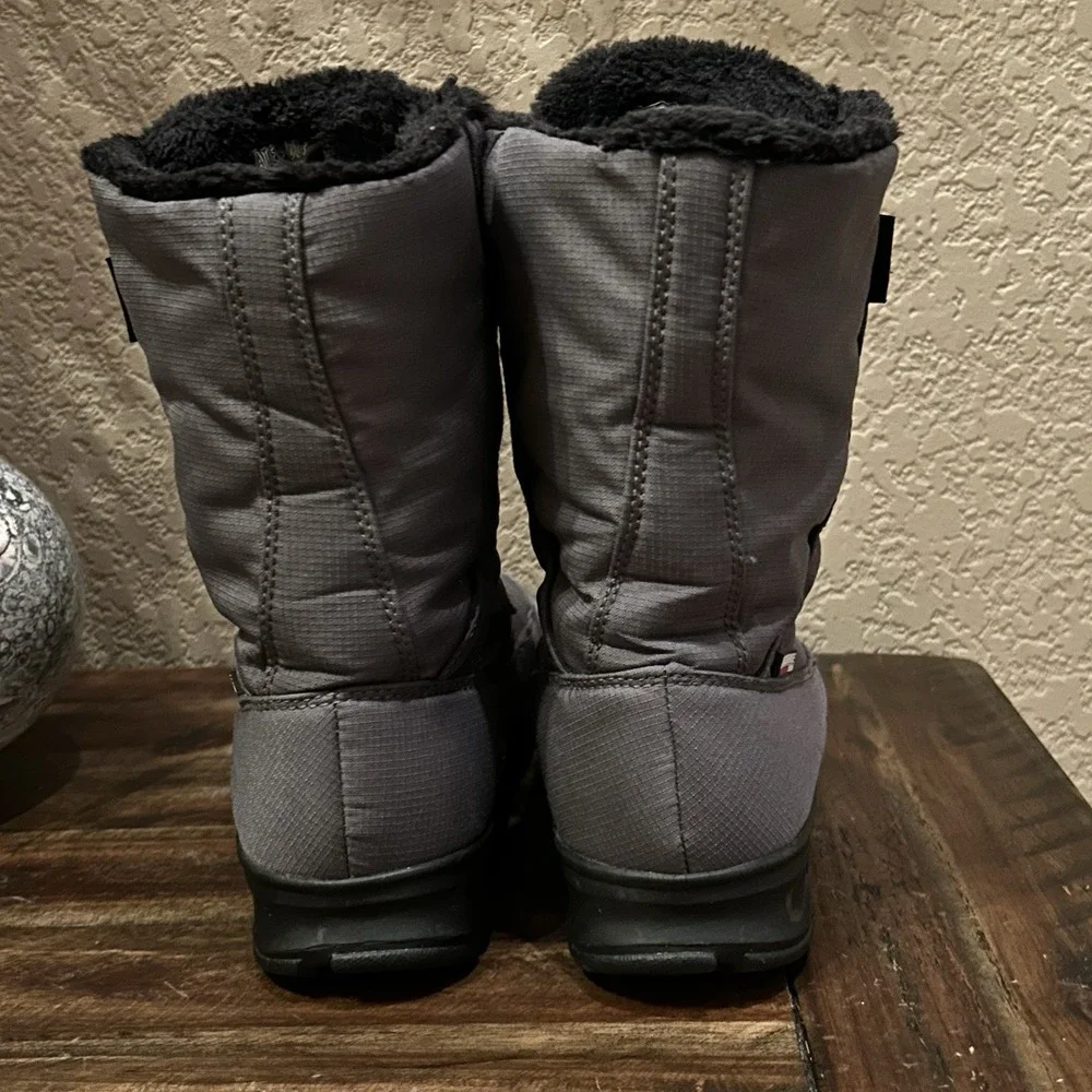 Kamik Brooklyn Waterproof Winter Boots Women's Sz 8 (EUR 39) Charcoal‎ Fall Snow